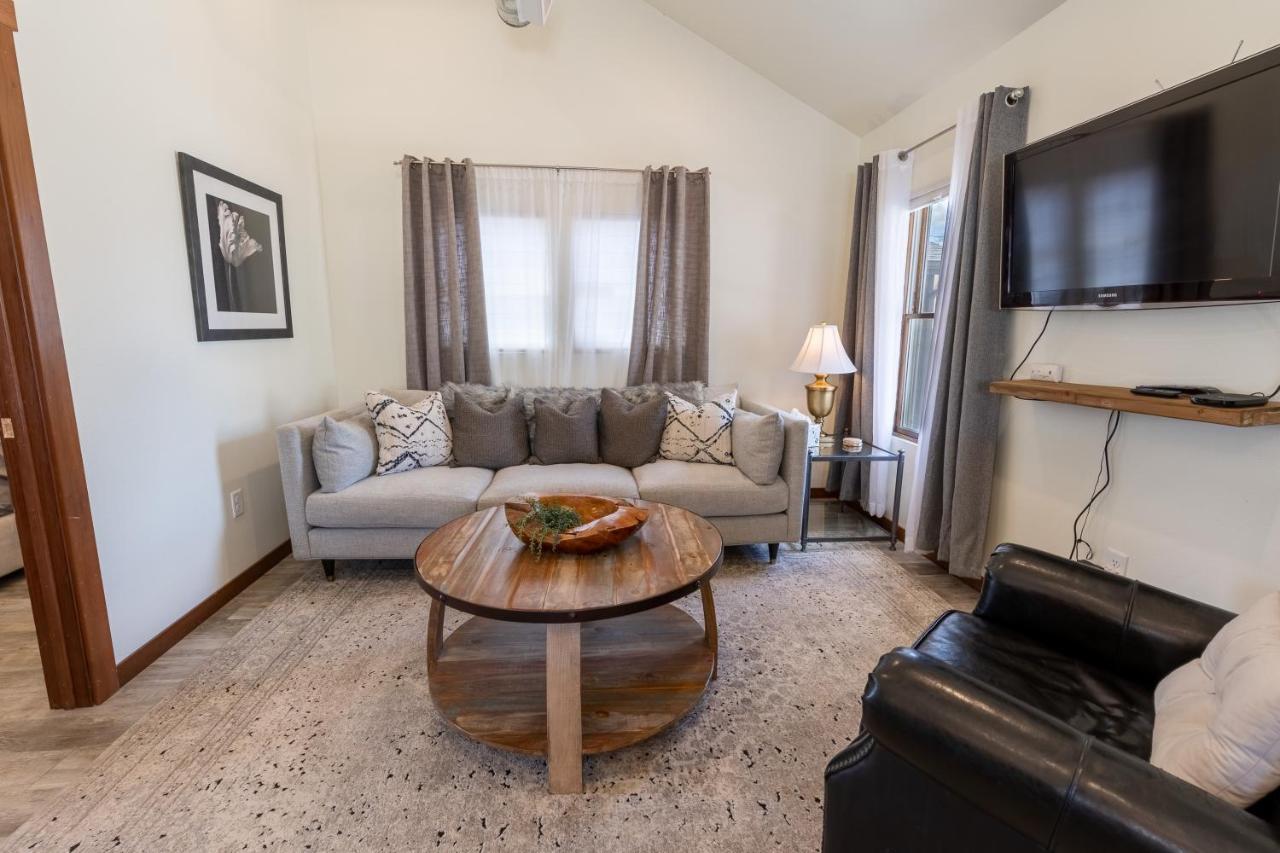 Modern Luxury Bungalow Steps From Dt Activities Rapid City Εξωτερικό φωτογραφία